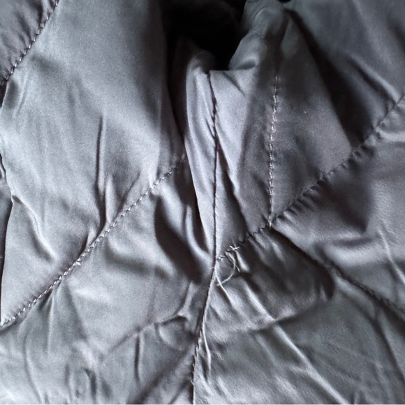 Lululemon Pack it Down Jacket - Picture 7 of 8